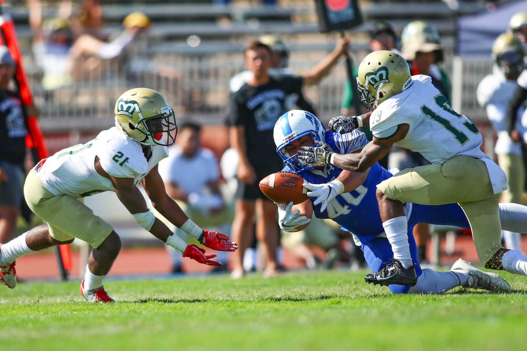 091419 Hancock vs LA Valley Football 11.jpg